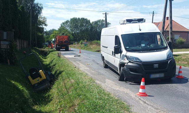 Kisteheraut&oacute; hajtott a munkater&uuml;letre - &Aacute;rokba kellett ugrani a Magyar K&ouml;z&uacute;t munkat&aacute;rsainak Mesztegnyőn