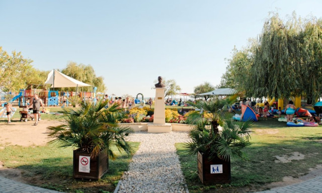 Ez a strand kapta id&eacute;n a Balaton legjobb strandja c&iacute;met