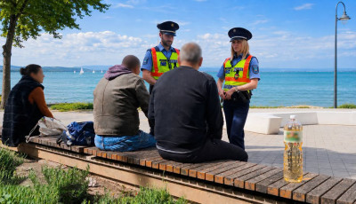 Balatonlell&eacute;n is &eacute;letbe l&eacute;pett a k&ouml;zter&uuml;leti alkoholfogyaszt&aacute;s tilalma
