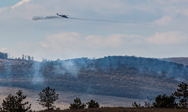 Vad&aacute;szg&eacute;pek, bomb&aacute;k, rak&eacute;t&aacute;k - &Iacute;gy gyakorlatozik a Magyar Honv&eacute;ds&eacute;g a Bakonyban