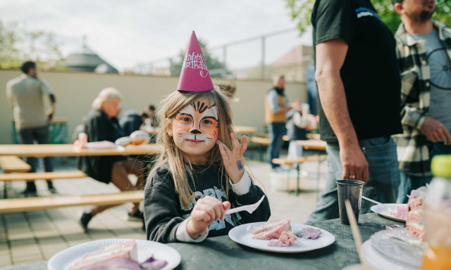 Ezek&eacute;rt pillanatok&eacute;rt csin&aacute;ltuk a 74nullanulla Tavaszk&ouml;sz&ouml;ntőj&eacute;t &ndash; VIDE&Oacute;
