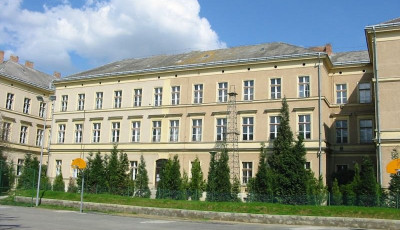 M&aacute;r 10 &eacute;ve is vert&eacute;k, al&aacute;zt&aacute;k a gyerekeket a Piarist&aacute;k &oacute;vod&aacute;j&aacute;ban: sz&iacute;vszor&iacute;t&oacute; r&eacute;szletek der&uuml;ltek ki a nagykanizsai int&eacute;zm&eacute;nyről