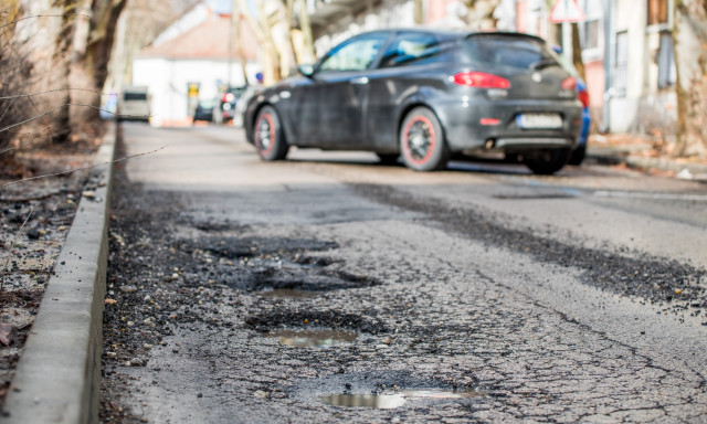 Kaposv&aacute;r &uacute;tjai is megszenvedt&eacute;k a nagy hideget &ndash; &Uacute;j k&aacute;ty&uacute;kkal tal&aacute;lkoztunk szerte a v&aacute;rosban