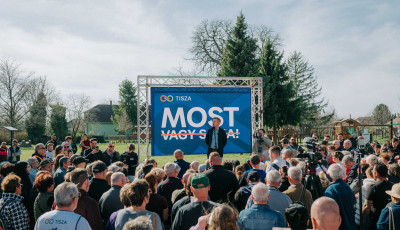 Kaposm&eacute;rőn folytatta orsz&aacute;gj&aacute;r&aacute;s&aacute;t a TISZA &ndash; GAL&Eacute;RIA