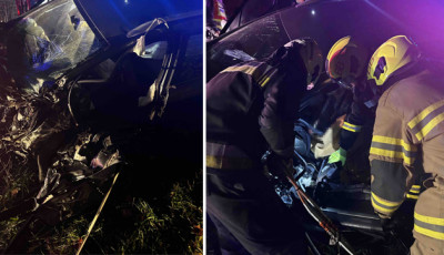 Front&aacute;lis karambol t&ouml;rt&eacute;nt Szőlősgy&ouml;r&ouml;k &eacute;s Szőlőskislak k&ouml;z&ouml;tt, fesz&iacute;tő-v&aacute;g&oacute;val szabad&iacute;tott&aacute;k ki a sofőr&ouml;ket