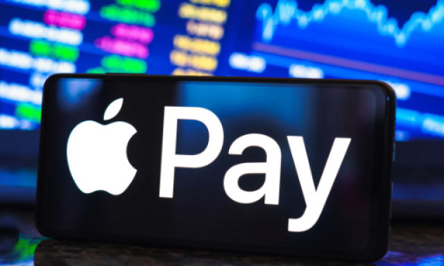 Megkerg&uuml;lt az Apple Pay, volt akinek t&ouml;bb mint f&eacute;lmilli&oacute;t vont le a sz&aacute;ml&aacute;j&aacute;r&oacute;l